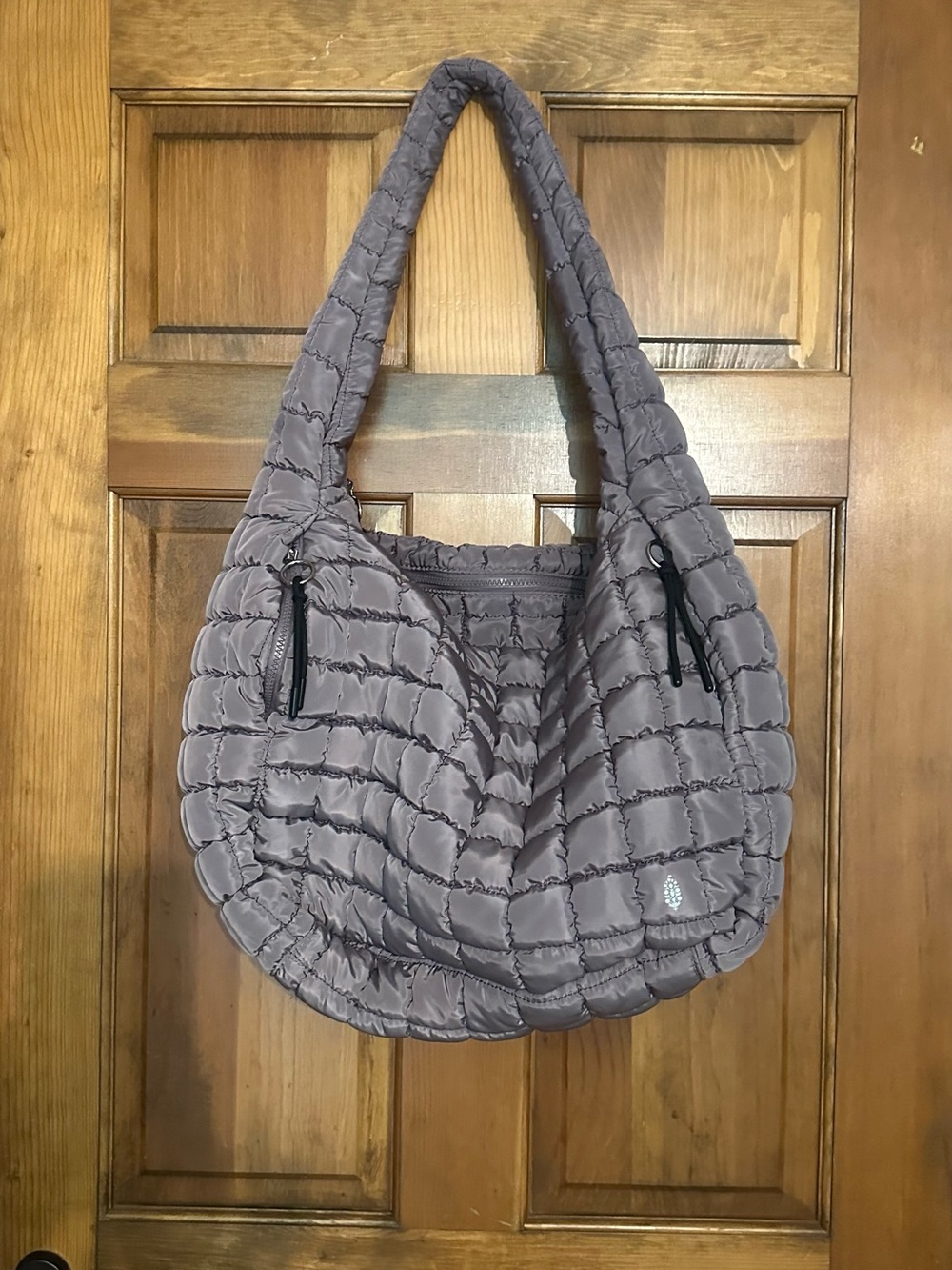 Quilted Shoulder Hobo Bag in Purplish/gray